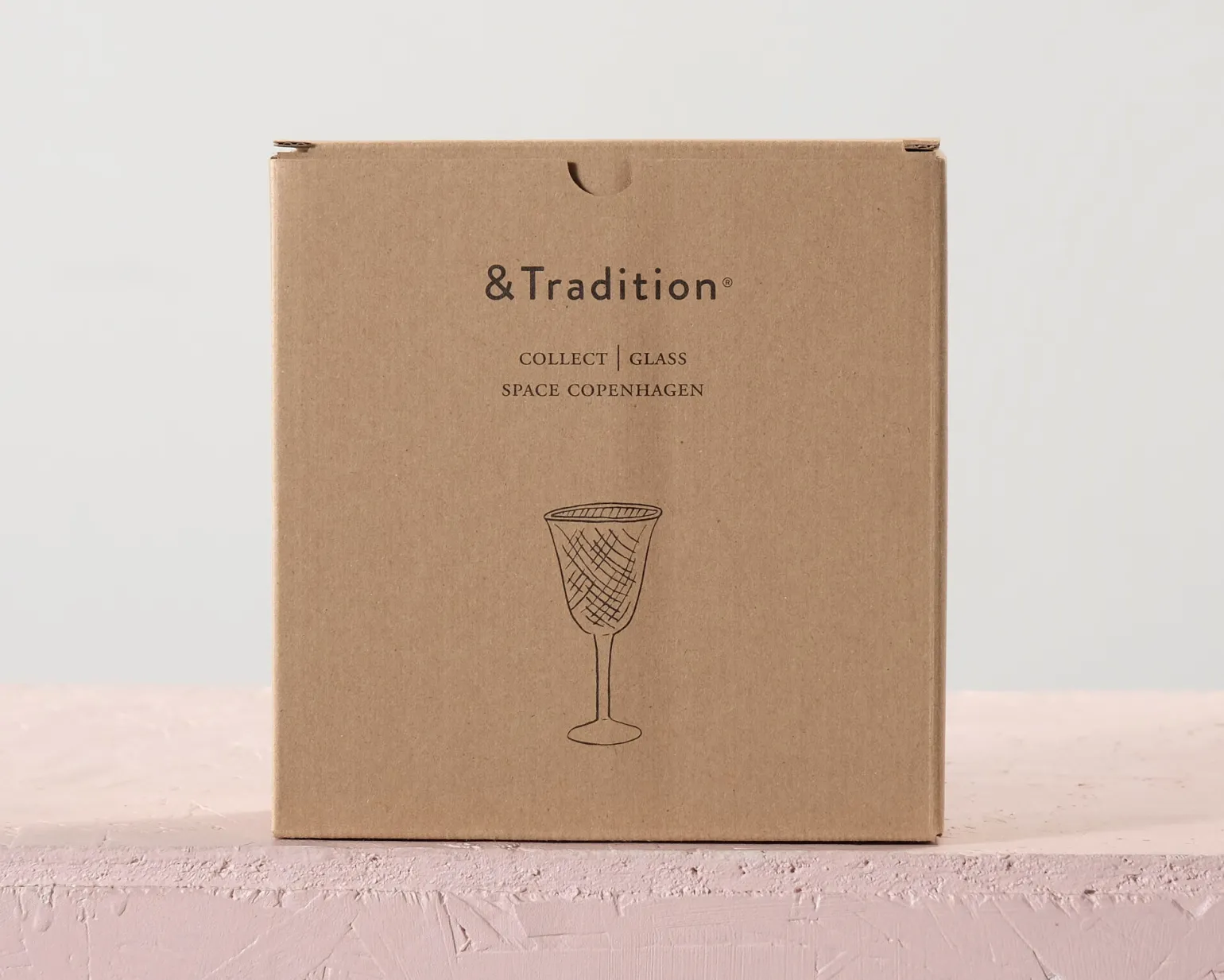 &Tradition Collect SC80, set om 2