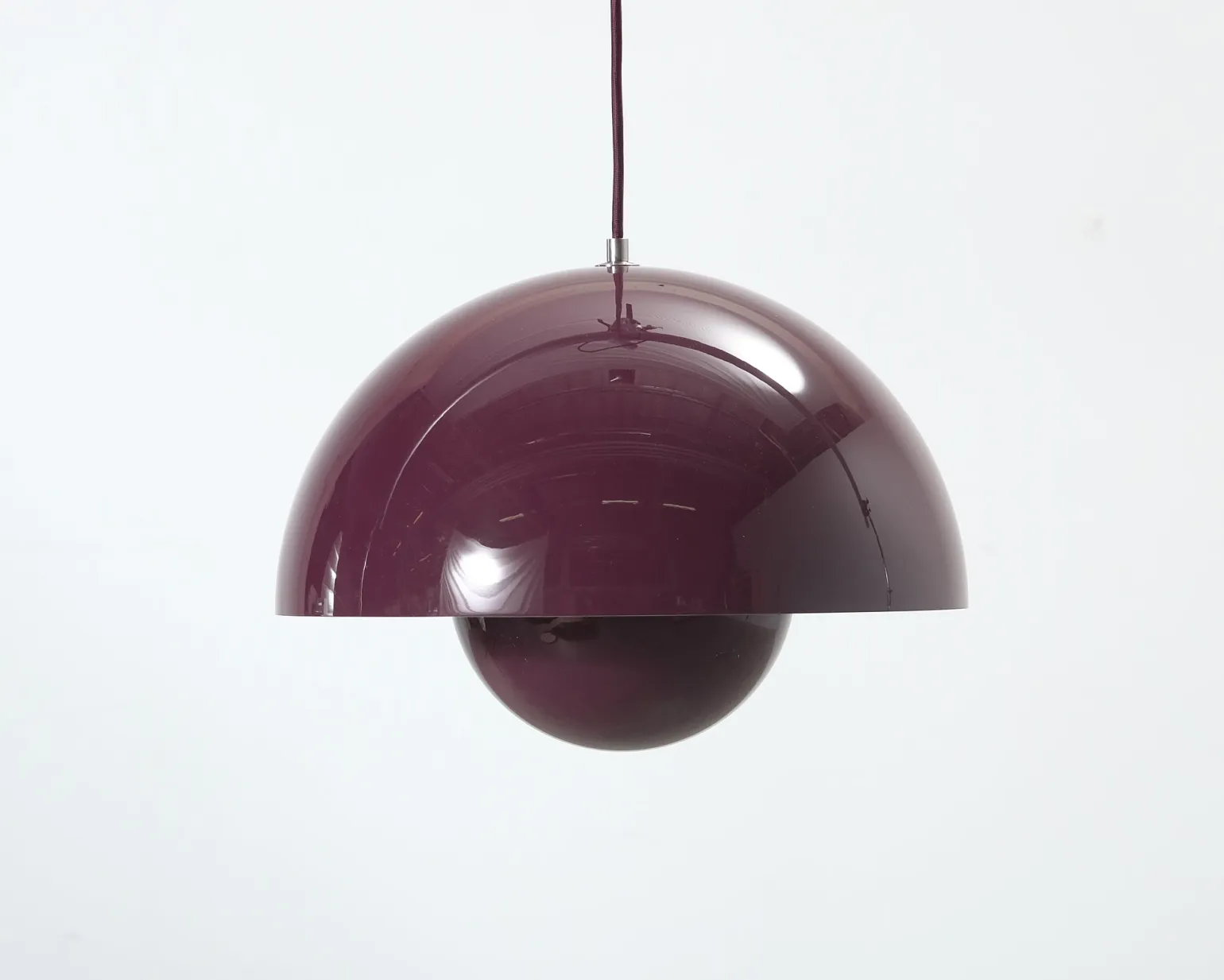 &Tradition Flowerpot VP7 pendellampa Dark Plum