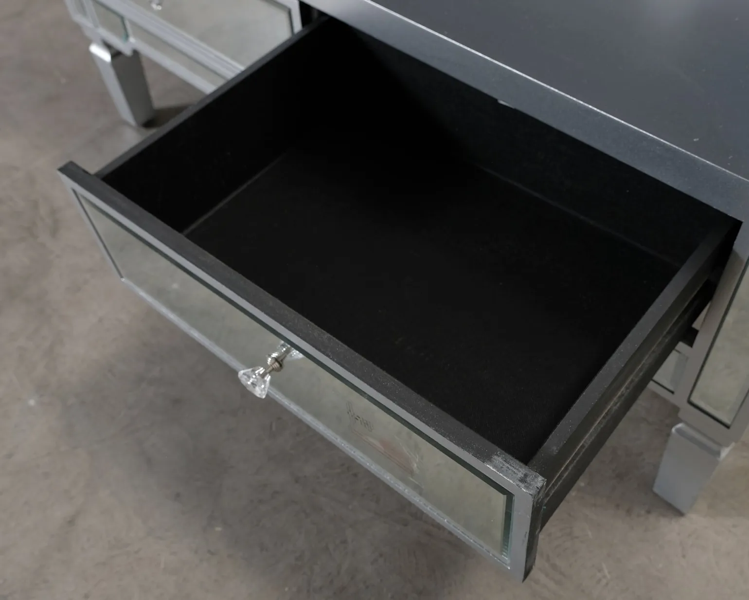 TV-bänk silver