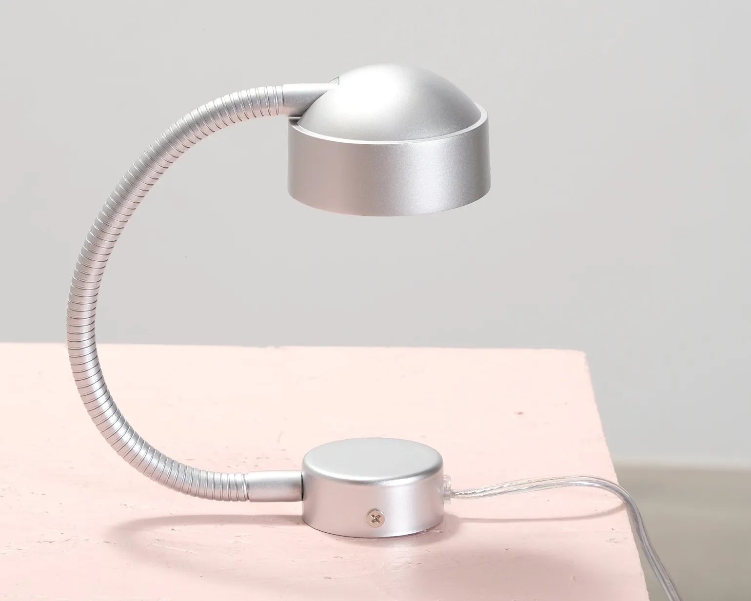 Vägglampa metall