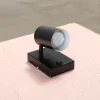 Vägglampa svart