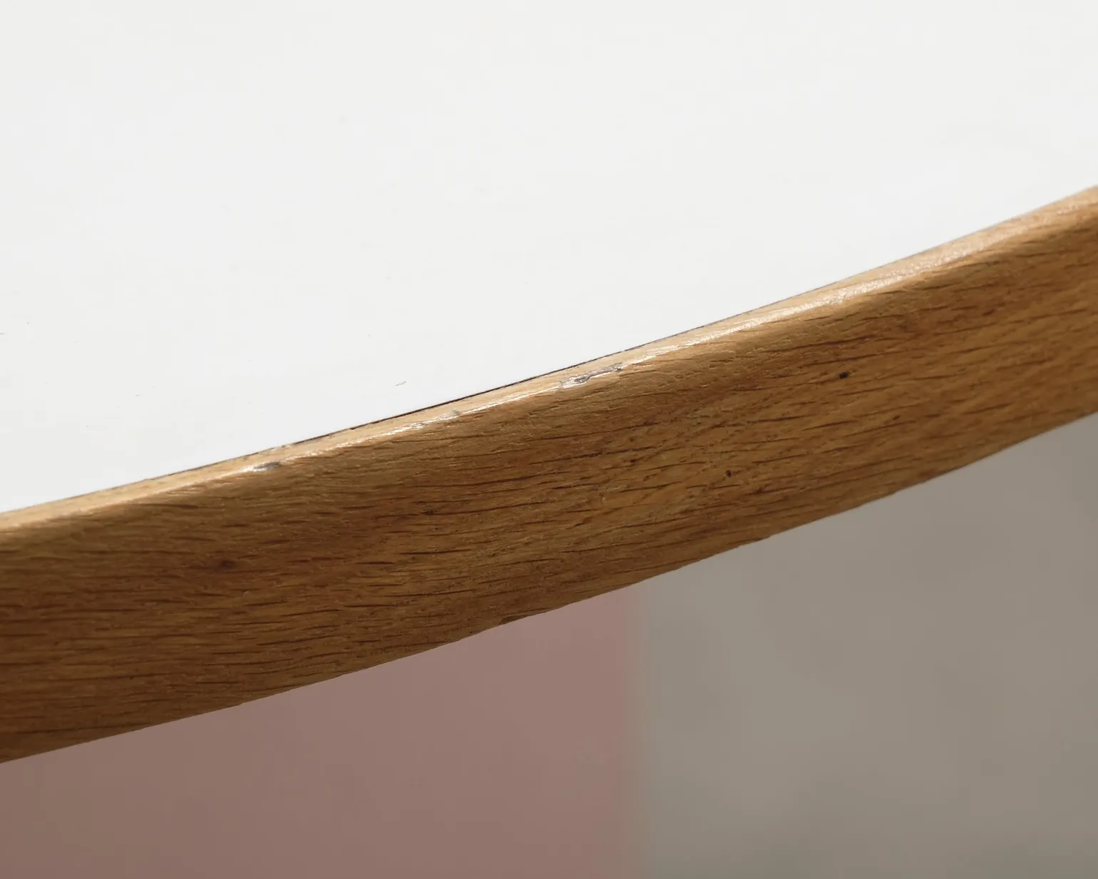 Vintage bordsskiva ø 120 cm vit laminat