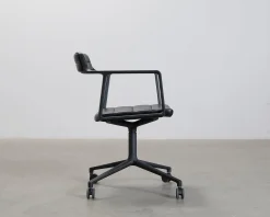 Vipp 452 kontorsstol svart läder