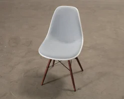 Vitra Eames DSW stol