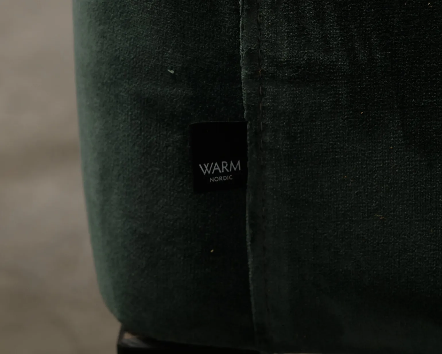 Warm Nordic Mr. Olsen fåtölj grön