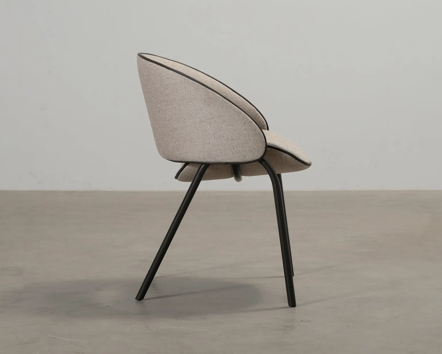 Wendelbo Folium stol beige