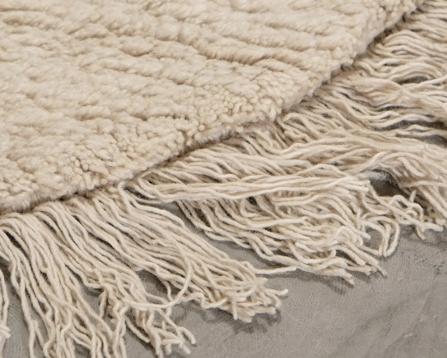 Woven Works Arc ullmatta ø 120 cm vit / beige