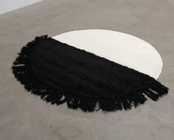 Woven Works Arc ullmatta 160 cm vit / svart