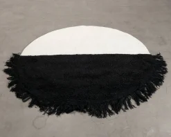 Woven Works Arc ullmatta ø 200 cm vit / svart