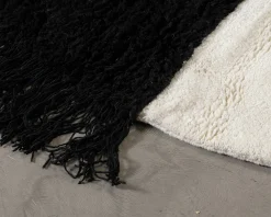 Woven Works Arc ullmatta ø 200 cm vit / svart