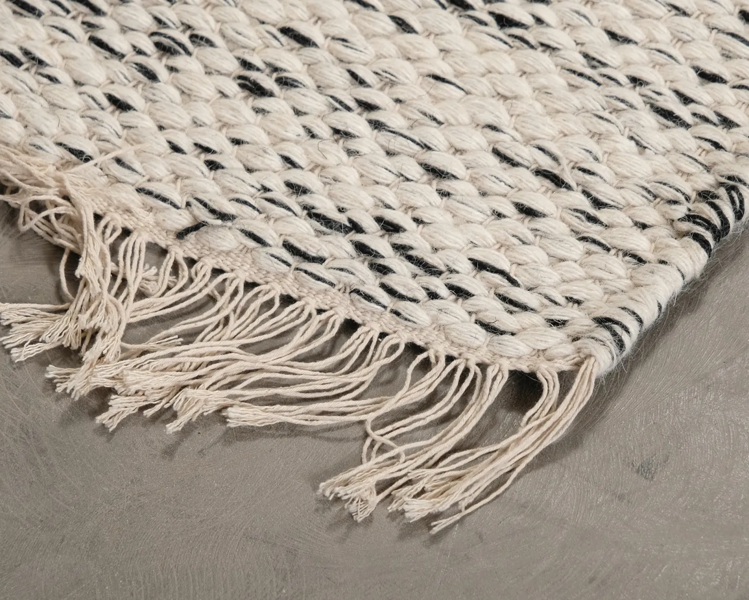 Woven Works Väre matta 155 x 225 cm vit