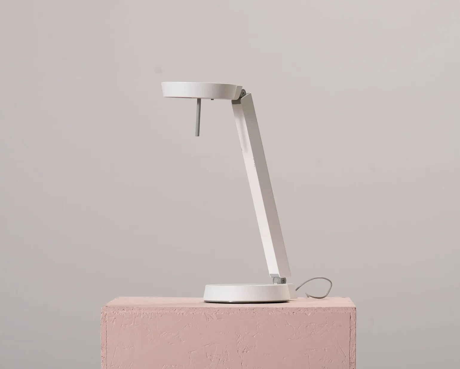 Wästberg w081t1 bordlampa vit