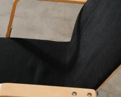 Yrjö Kukkapuro Avarte Fysio stol svart