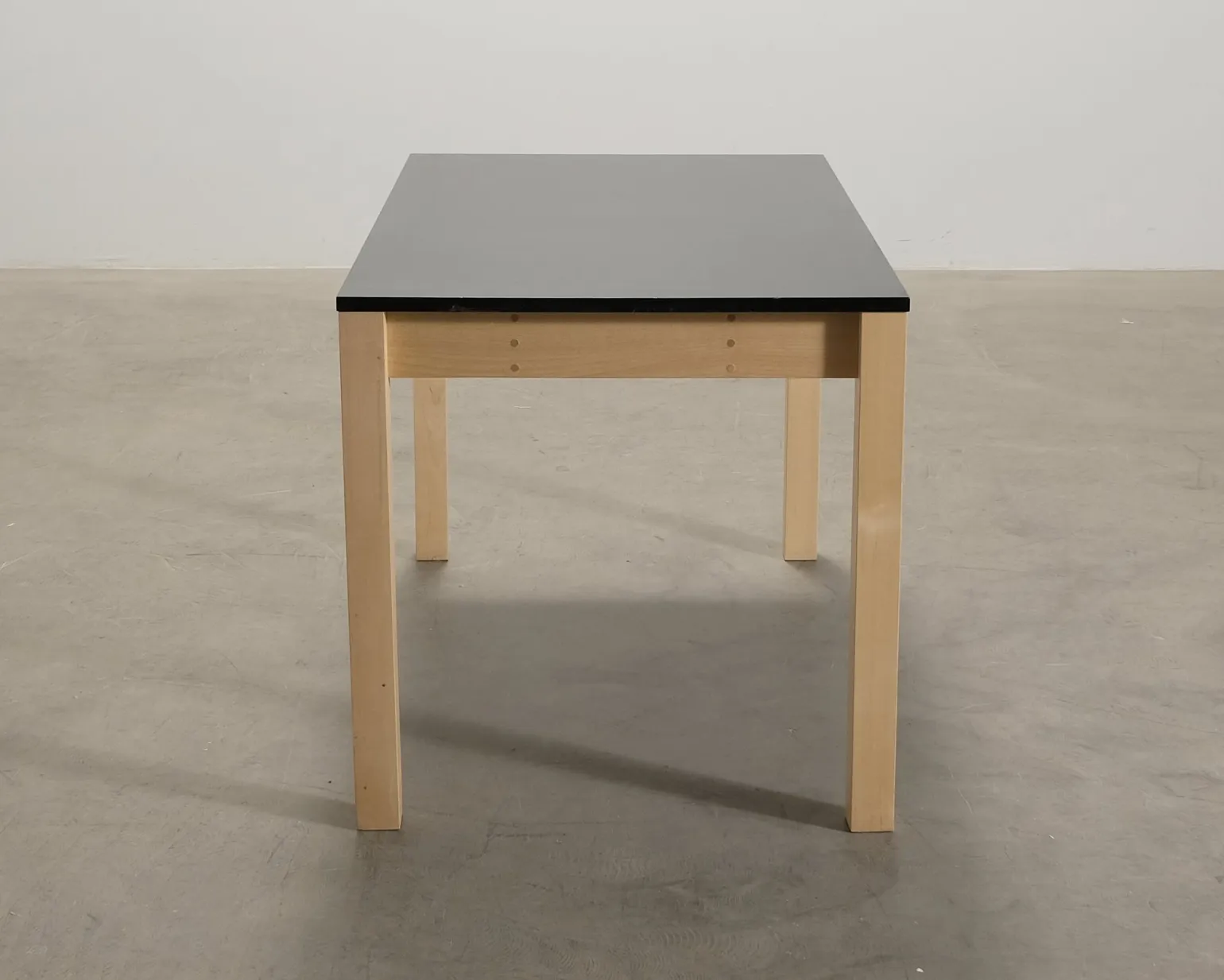Yrjö Wiherheimo Saari matbord 120 cm