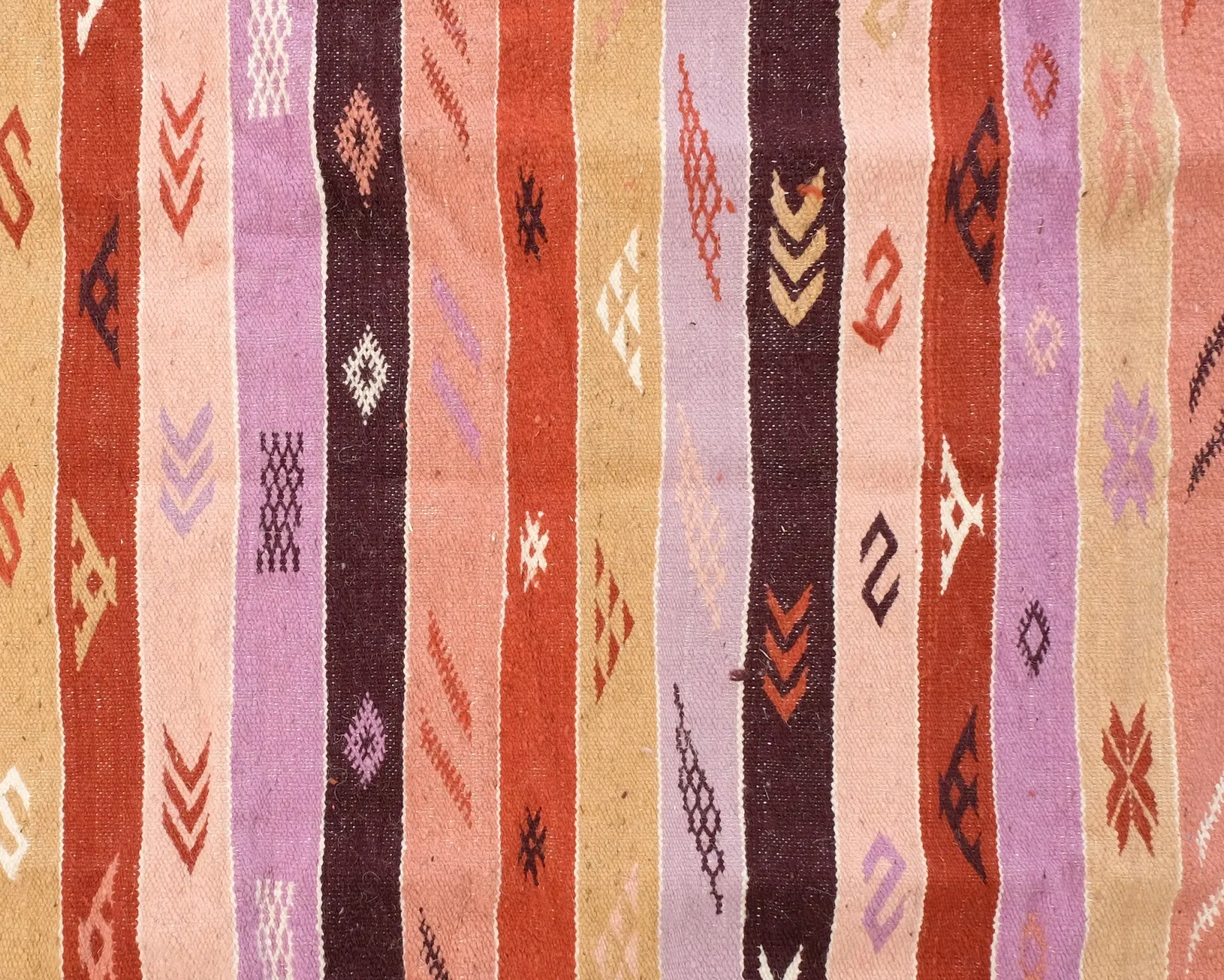 Zanafi nomadmatta röd 130 x 230 cm